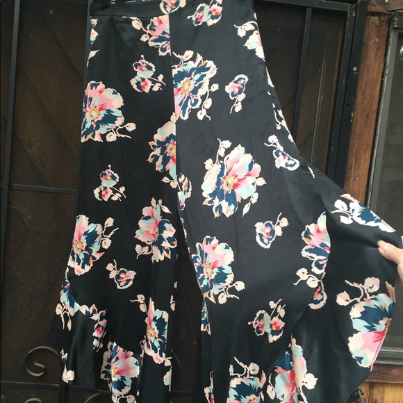 Anthropologie Elevenses evening wear culottes, printed pants, HPX2 - Picture 8 of 12